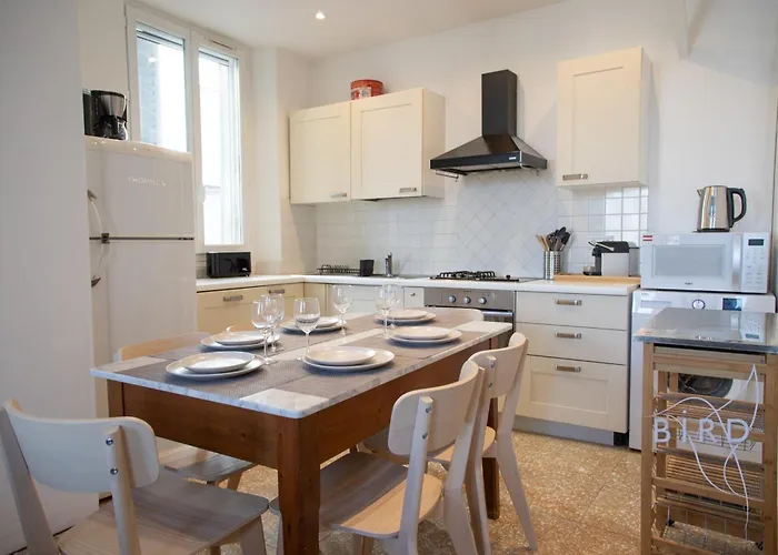 Apartmán Beautiful Place Nationale In Old Town *